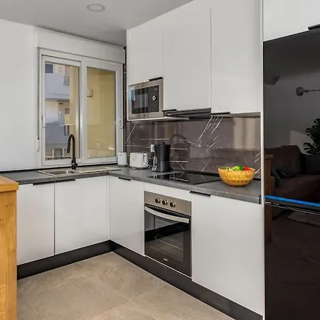 Lejlighed Downtownescape Modern Elegance *